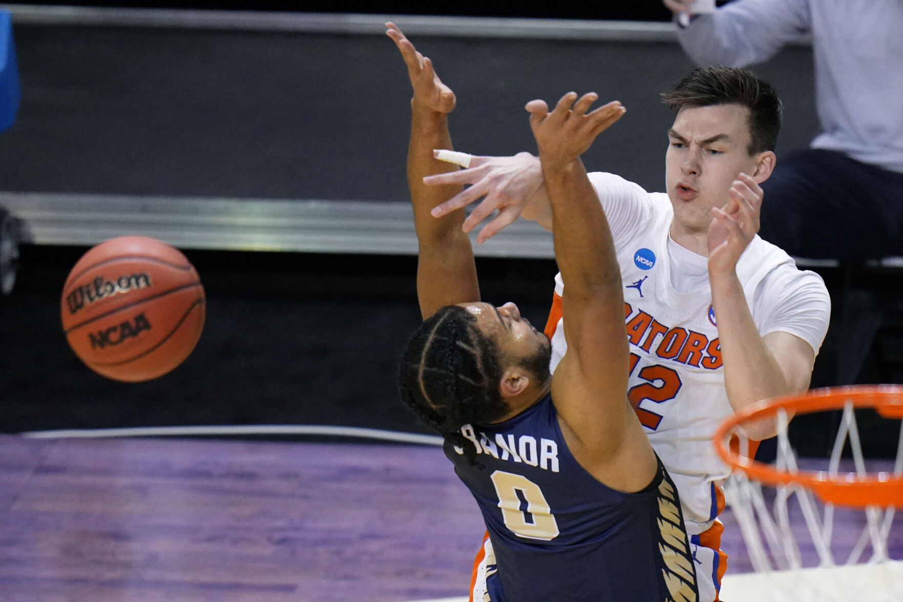 NCAA Oral Roberts Florida Basketball